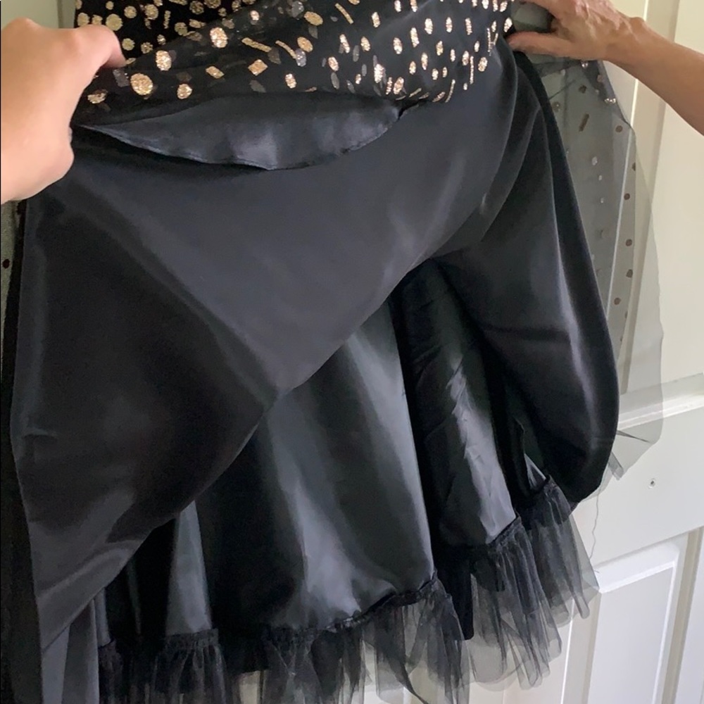 β¨ Black Formal Dress - Picture 4 of 7